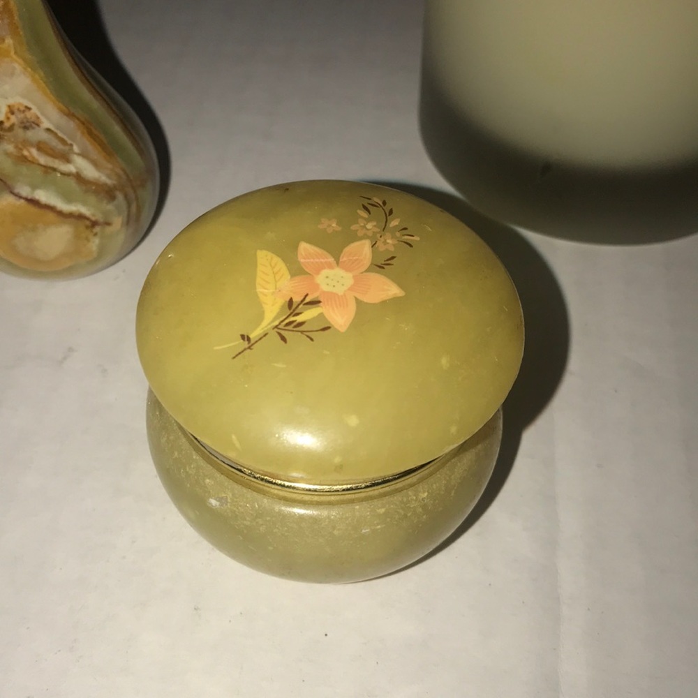 Vintage Round Genuine Alabaster Trinket / Jewelry Box
